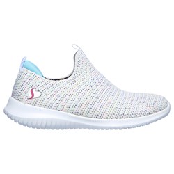 Skechers - Girls Ultra Flex - Standing 