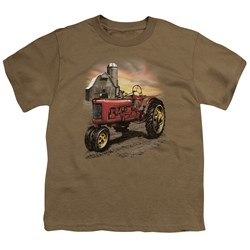 Tractor In Front Of Barn - Big Boys T-Shirt In Safari Green