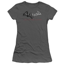 Batman: Arkham City - Arkham City Logo Juniors T-Shirt In Charcoal