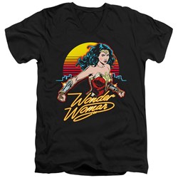 Wonder Woman - Mens Skyline V-Neck T-Shirt