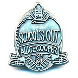 Alice Cooper - Unisex School'S Out Pin Badge