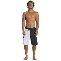 Quiksilver - Mens Everyday Griff Straight 21 Boardshort