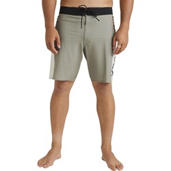 RVCA - Mens Apex 2 Trunk 18 Boardshorts