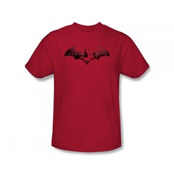 Batman: Arkham City - In The City Slim Fit Adult T-Shirt In Red