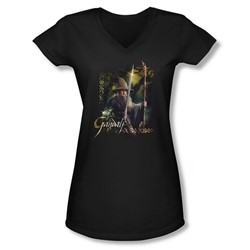 Hobbit - Juniors Sword And Staff V-Neck T-Shirt