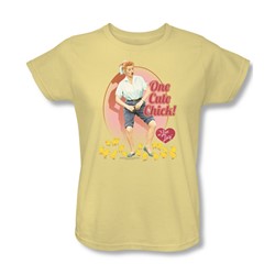 Lucy - Womens Cute Chick T-Shirt