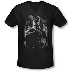 Batman - Mens Detective 821 Cover V-Neck T-Shirt