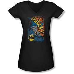 Batman - Juniors Thwack V-Neck T-Shirt