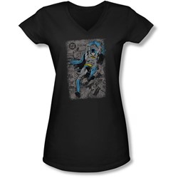 Batman - Juniors Detective #487 Distress V-Neck T-Shirt