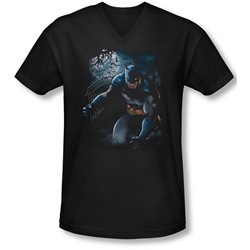Batman - Mens Light Of The Moon V-Neck T-Shirt