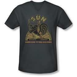 Sun - Mens Sun Rooster V-Neck T-Shirt