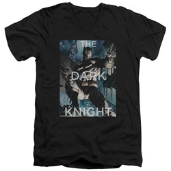 Batman - Mens Fighting The Storm V-Neck T-Shirt