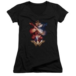 Wonder Woman Movie - Juniors Arms Crossed V-Neck T-Shirt