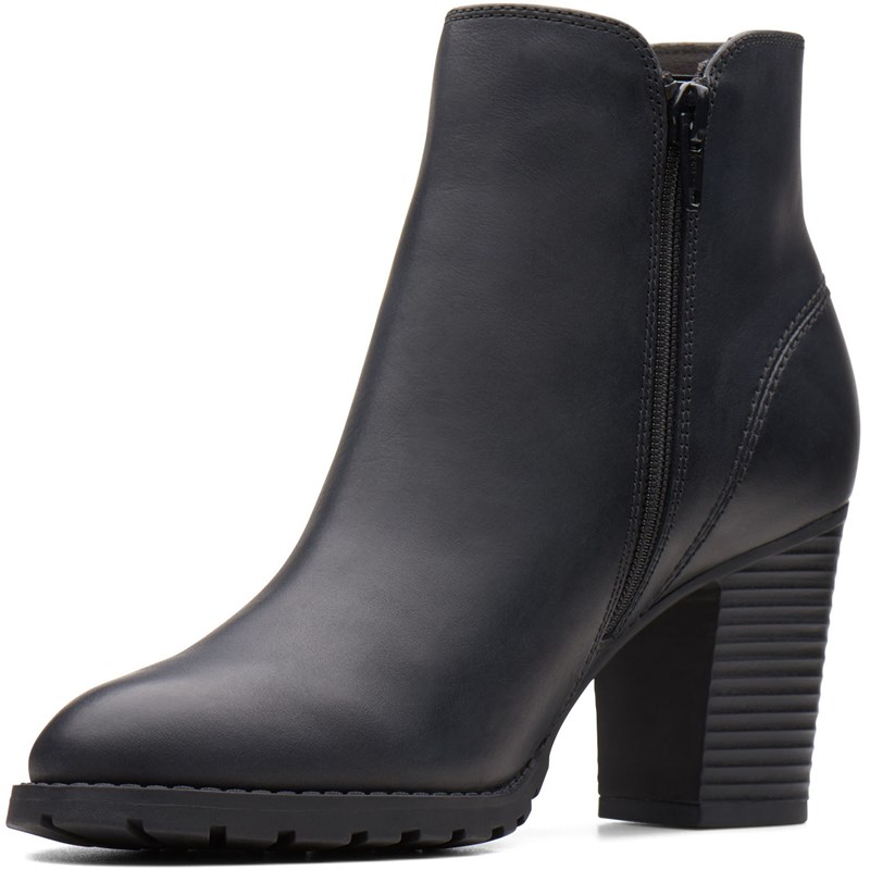 Clarks verona 2024 trish black