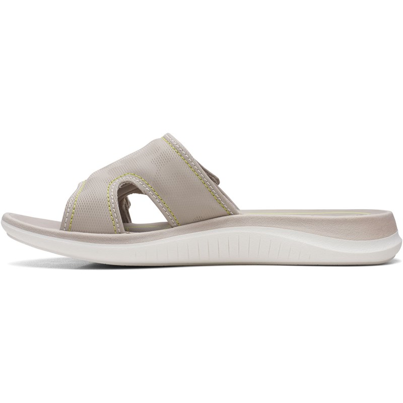 Clarks Kiani Sun First | White Leather | Girls Sandals - Girls from North  Shoes UK