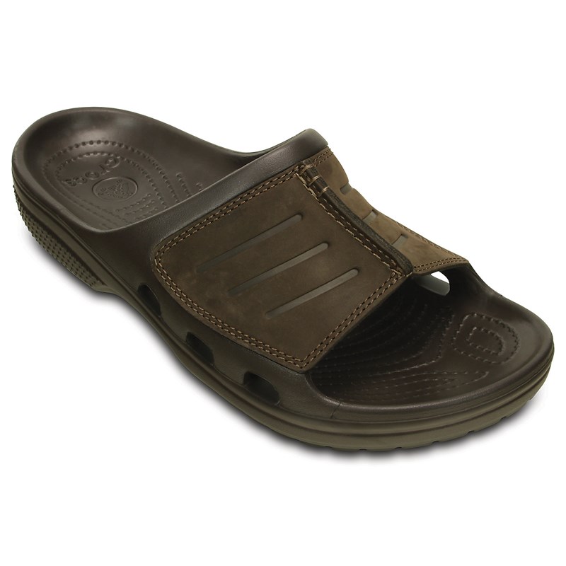 crocs men's yukon mesa sandal