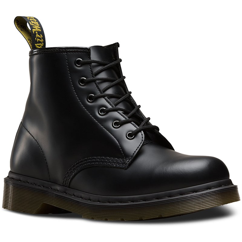 dr martens 6 eye boot